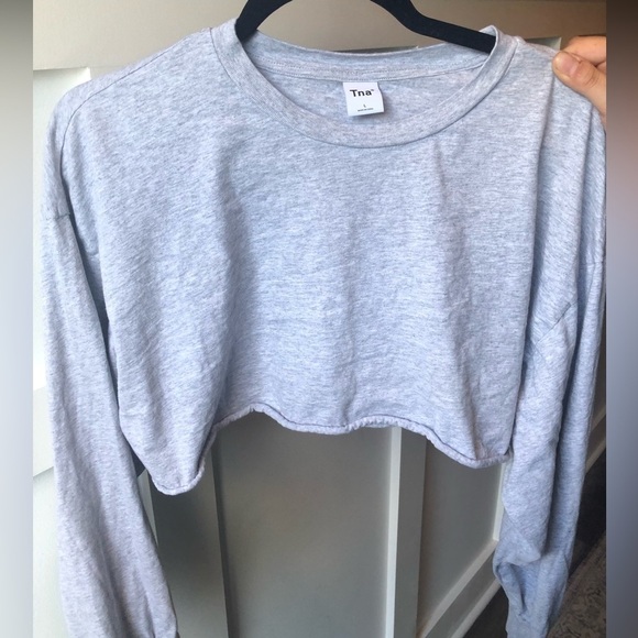 Aritzia Tops - Aritzia TNA Gray Cropped Long Sleeve Shirt!